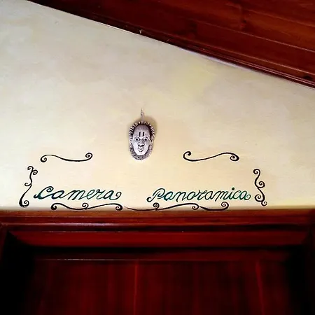 Art La Casa Del Pittore Couette-café Revine Lago