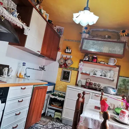 Art La Casa Del Pittore Bed & Breakfast Revine Lago