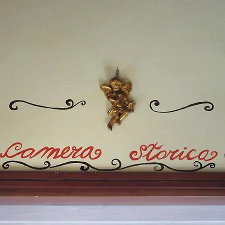 Art La Casa Del Pittore Bed & Breakfast Revine Lago